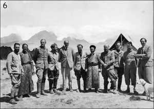Gangtok, die Expeditionsmitglieder zu Gast bei Mr. Gould (zwischen Kala und Dochen)